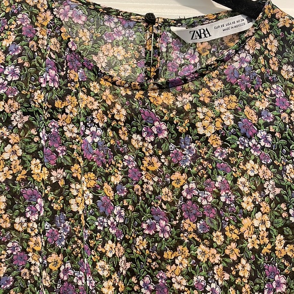 Zara dress - Picture 2 of 5